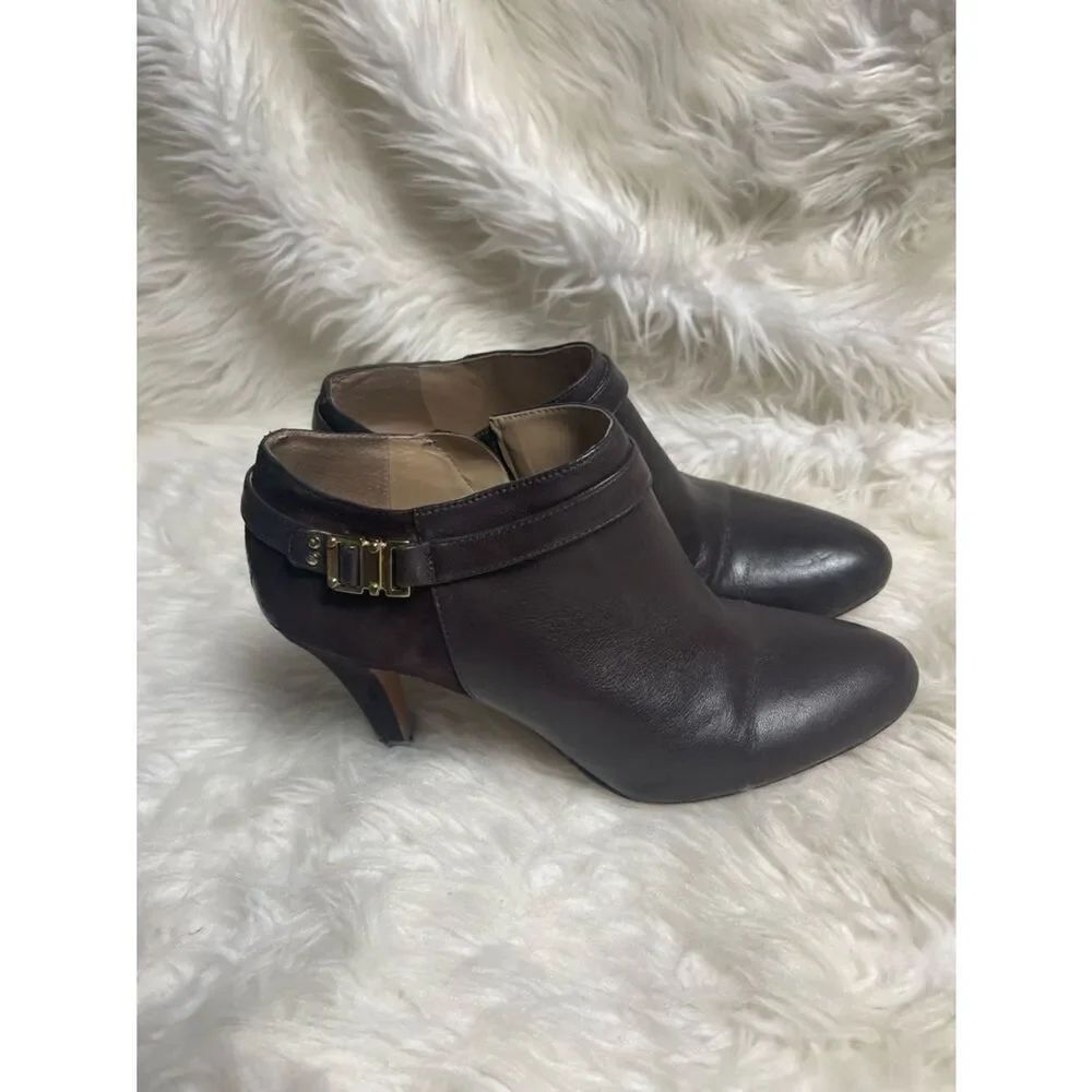 Vince Camuto Dark Brown Leather Ankle heel boots gold Buckle Accent SZ10M